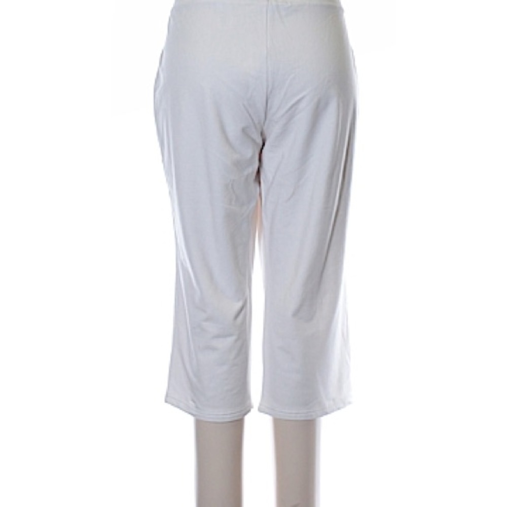 White Capris - Picture 2 of 4